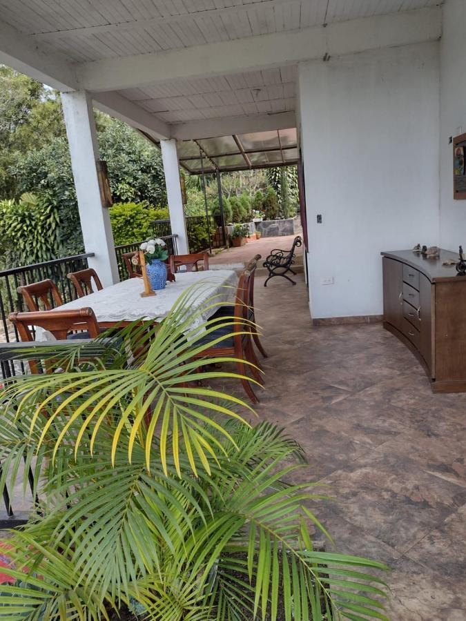 Finca Exclusividad Familiar O Grupo De Amigos Capacidad Hasta 12 Personas Calles En Placa Huella, Caminata Ecologica Alban  Eksteriør bilde